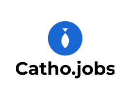 Logo de Catho Jobs cravate blanche sur chemise bleue